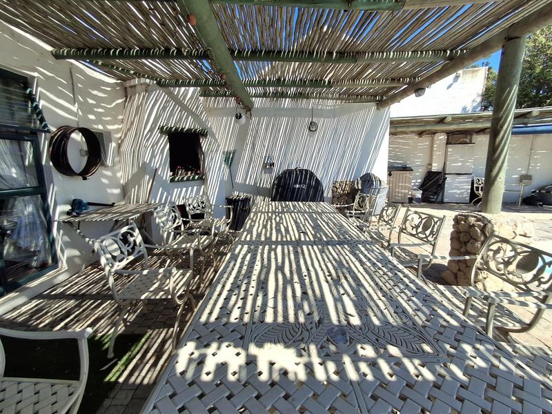 5 Bedroom Property for Sale in Duyker Eiland Western Cape